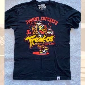 JOHNNY CUPCAKES Graphic “Treatos” Shirt